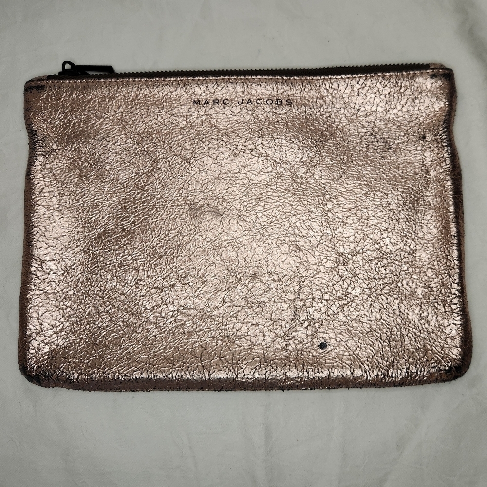 Marc Jacobs pink leather case